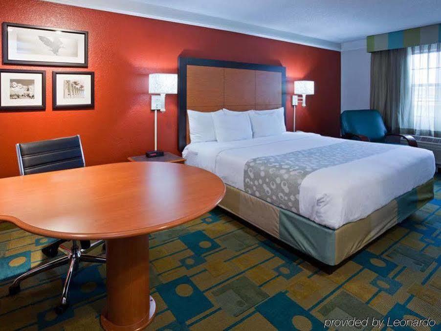 Best Western Schaumburg - O'Hare Nw Exterior photo
